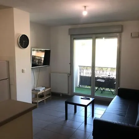 Le Fronton - Confortable T2 - Piscine Apartment