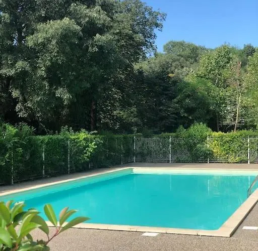 Апартаменты Le Fronton - Confortable T2 - Piscine